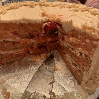 Kikiz Passion Bakery - Strawberry Buttercream Cake - Desserts Near Me Kikiz Passion Bakery - Strawberry Buttercream Cake - Desserts Near Me
