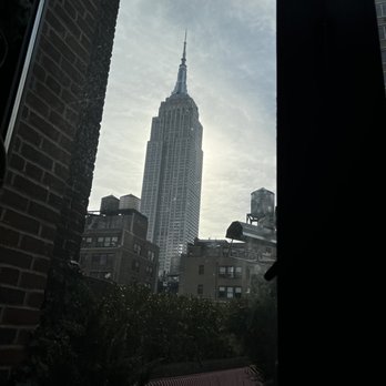 Refinery Rooftop - Lounges Near Me - New York, New York