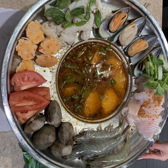 Aota House - Seafood hotpot with Thai flavored broth - Noodles Near Me - San Jose, California Aota House - Seafood hotpot with Thai flavored broth - Noodles Near Me - San Jose, California