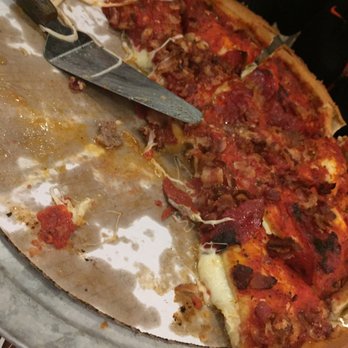 Giordano's - Pizza Near Me - Chicago, Illinois