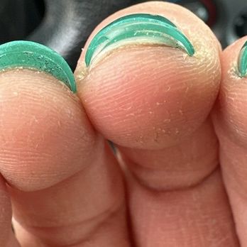 Prism Beauty - Thickness and no thickness of bonding or whatever they use to put the nail on, I had to cut off the rest of the nails - Nail Salons Near Me - Santa Cruz, California
