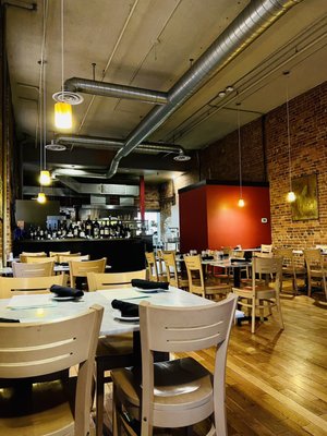 Mizuna Restaurant and Wine Bar by null