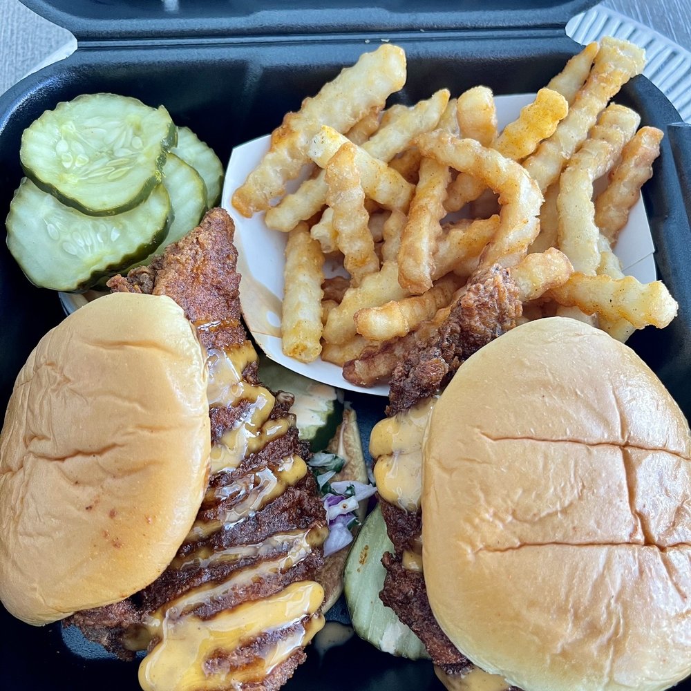 Dave's Hot Chicken - Chicken Shop Near Me - Temecula, California Dave's Hot Chicken - Chicken Shop Near Me - Temecula, California