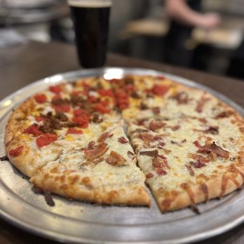 Fetta Specialty Pizza & Spirits - 1/2 Chicken Chorizo Valentina Pizza & 1/2 chicken bacon ranch pizza - Salad Near Me - Owensboro, Kentucky Fetta Specialty Pizza & Spirits - 1/2 Chicken Chorizo Valentina Pizza & 1/2 chicken bacon ranch pizza - Salad Near Me - Owensboro, Kentucky