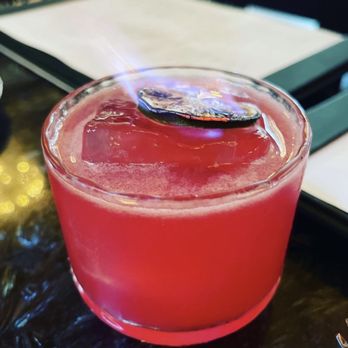 Moli Restaurant - Red Lantern - Chinese Near Me - Greenwich, Connecticut
