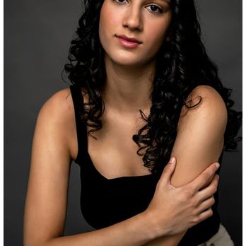 Leslie Levine Photography - Actor headshot - Session Photography Near Me Leslie Levine Photography - Actor headshot - Session Photography Near Me