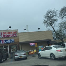 Baskin-Robbins - Parking lot