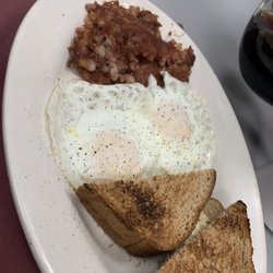 Harry's Restaurant - Hash and eggs