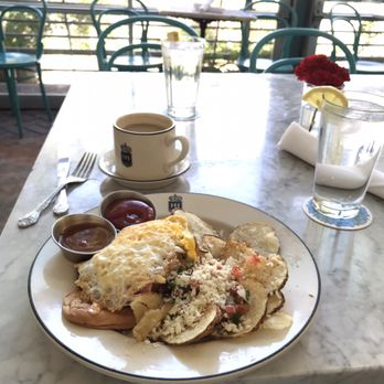 Ocho - Breakfast Cubano - Lounges Near Me - San Antonio, Texas