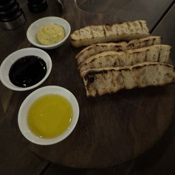 Francesca's Italian Kitchen - Focaccia starter (minus 2 pieces!) - Pizza Near Me - Christchurch, CAN Francesca's Italian Kitchen - Focaccia starter (minus 2 pieces!) - Pizza Near Me - Christchurch, CAN