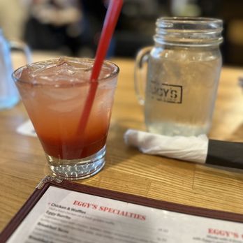 Eggy's Diner Chicago - Strawberry Mimosa - Breakfast & Brunch Near Me - Chicago, Illinois