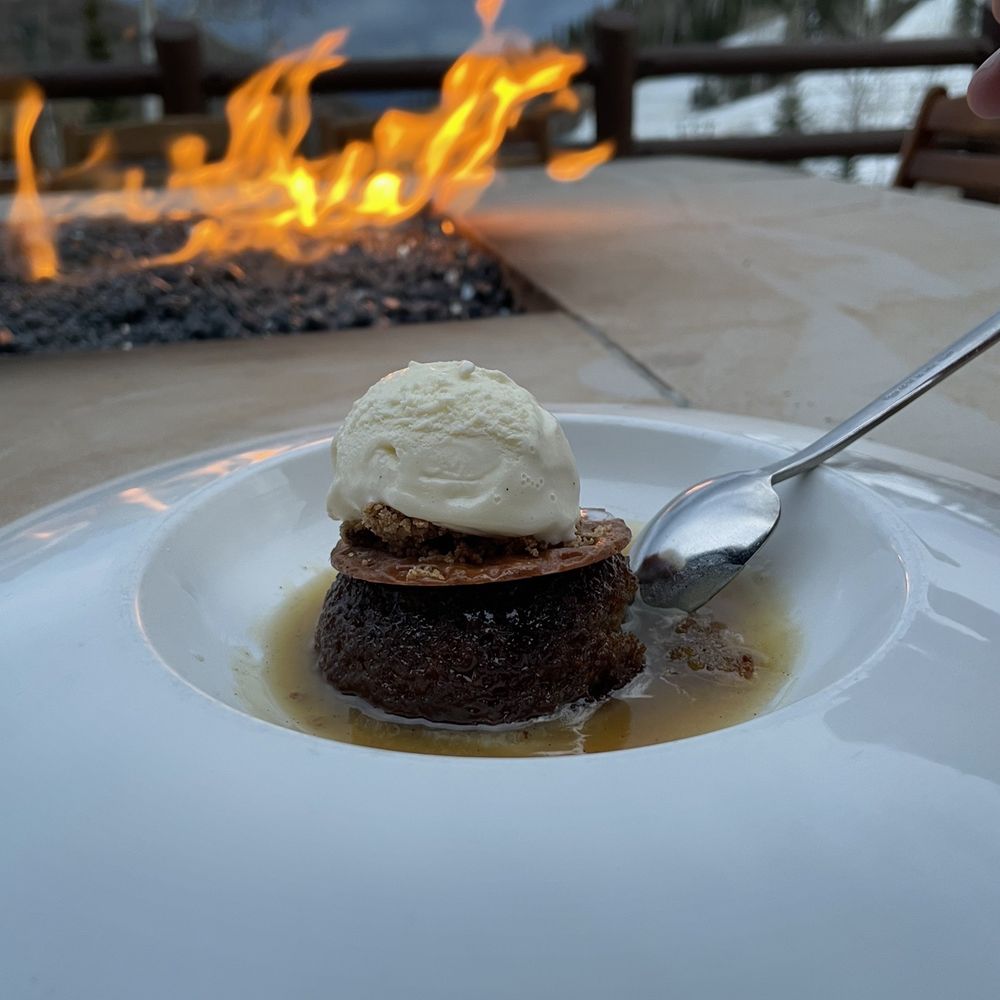 Troll Hallen Lounge - Dessert: sticky Toffee cake - Lounges Near Me - Park City, Utah Troll Hallen Lounge - Dessert: sticky Toffee cake - Lounges Near Me - Park City, Utah
