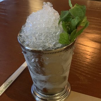 Julep Kitchen & Bar - Mint Julep with bourbon - Barbeque Near Me - Annapolis, Maryland