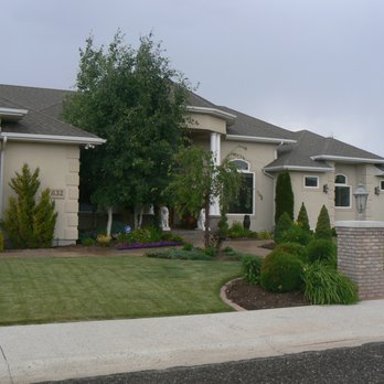 RS Grading and Landscaping - Custom landscaping, grading & dirt work, water falls, vinyl fencing, and RV pads. - Landscaping Near Me RS Grading and Landscaping - Custom landscaping, grading & dirt work, water falls, vinyl fencing, and RV pads. - Landscaping Near Me
