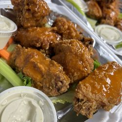 Tamara’s On The Go - Tupelo honey hot wings