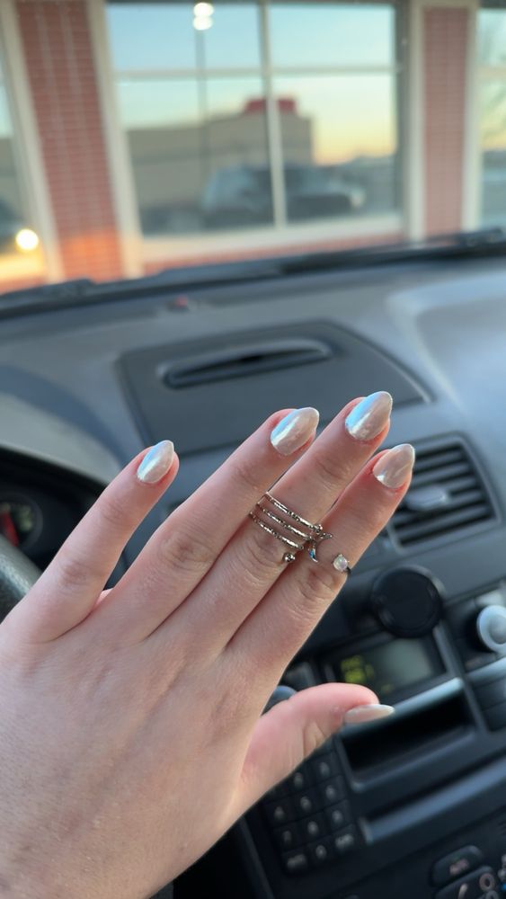 Fashion Nails Logo