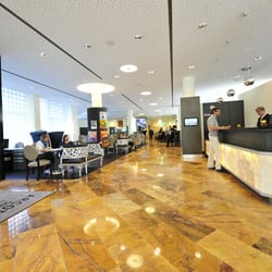 ARCOTEL Onyx Lobby
