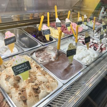 Il Gusto - Desserts Near Me - West Covina, California
