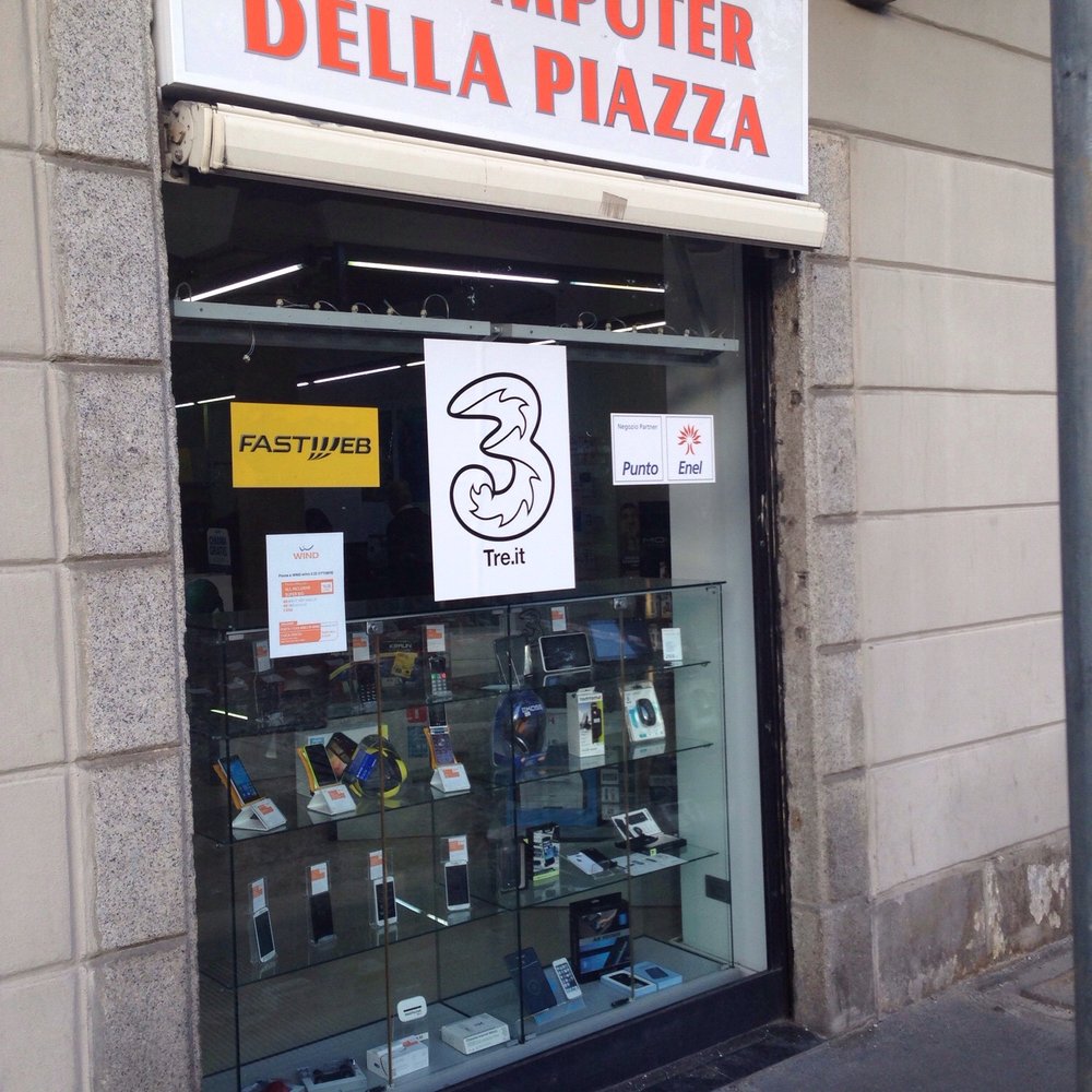 Apple Store Milan, Italy - Last Updated January 2026 - Yelp, image size:1000x1000