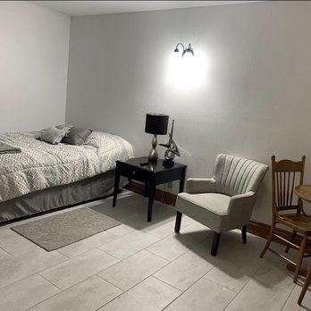 Oak Trail Inn - Room - Hotels & Travel Near Me - Ponca, Nebraska Oak Trail Inn - Room - Hotels & Travel Near Me - Ponca, Nebraska