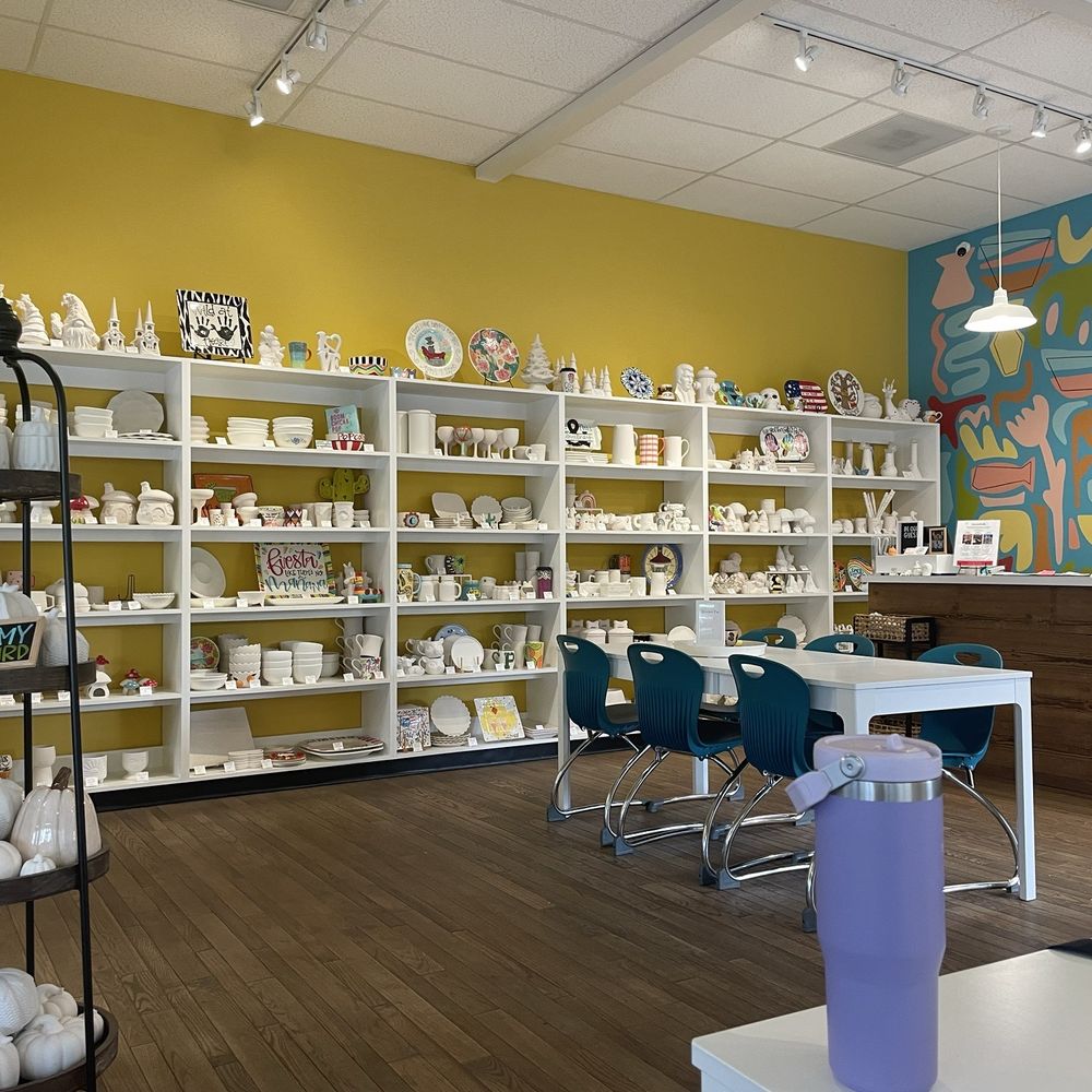 Cerami Cafe - Paint-Your-Own Pottery Near Me - Lake Oswego, Oregon Cerami Cafe - Paint-Your-Own Pottery Near Me - Lake Oswego, Oregon
