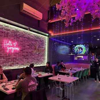 Here Fishy Fishy - Inside - Sushi Bars Near Me - Los Angeles, California