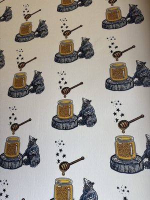 Oak and Honey by null