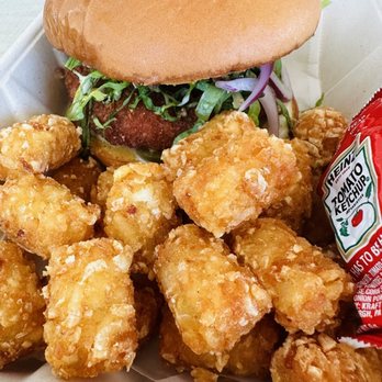 Bopomofo Cafe - Honey walnut shrimp burger with tots - Bubble Tea Near Me - San Gabriel, California Bopomofo Cafe - Honey walnut shrimp burger with tots - Bubble Tea Near Me - San Gabriel, California