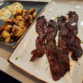 First Watch - The Traditional (Million Dollar Bacon *Your Choice of Meat*, eggs your way, roasted potatoes, bread w/jam) - Breakfast & Brunch Near Me - Clermont, Florida