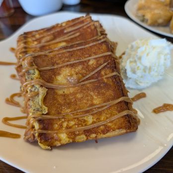 Oli's Kitchen - Peanut butter banana stuffed Frenchie - Breakfast & Brunch Near Me - Honolulu, Hawaii