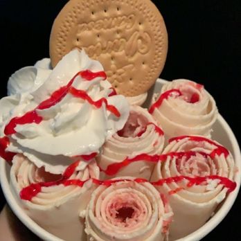 chopchop - Strawberry cheesecake rolled ice cream. Strawberry Wafer. - Ice Cream & Frozen Yogurt Near Me - Laredo, Texas chopchop - Strawberry cheesecake rolled ice cream. Strawberry Wafer. - Ice Cream & Frozen Yogurt Near Me - Laredo, Texas