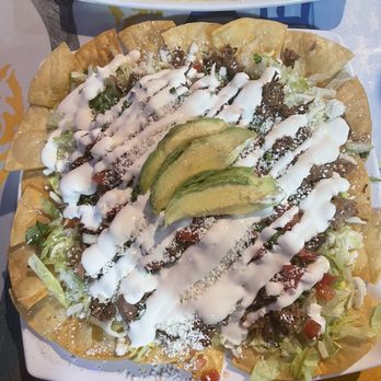 La Cabana de Raya - taco salad with shredded beef ... very generous portion of beef ... couldn't finish it - Mexican Near Me - Astoria, Oregon