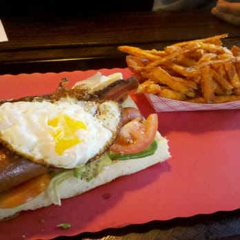 Dog Haus - Pasadena - New American Near Me - Pasadena, California