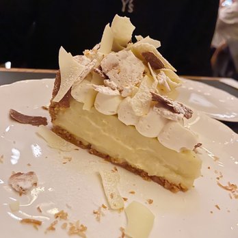 Alder - Coconut cream pie - Desserts Near Me - Toronto, Ontario Alder - Coconut cream pie - Desserts Near Me - Toronto, Ontario