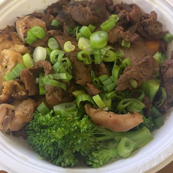Flame Broiler - Half and half bowl with veggies and brown rice - Asian Fusion Near Me - Moreno Valley, California
