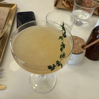Motek - Boca Raton - Cider & Spice cocktail. - Mediterranean Near Me - Boca Raton, Florida Motek - Boca Raton - Cider & Spice cocktail. - Mediterranean Near Me - Boca Raton, Florida