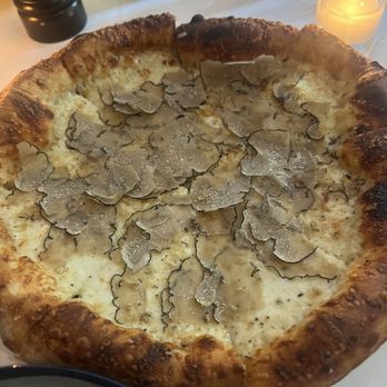 MAMO Restaurant - Focaccia al Tartufo Pizza - Italian Near Me - New York, New York MAMO Restaurant - Focaccia al Tartufo Pizza - Italian Near Me - New York, New York