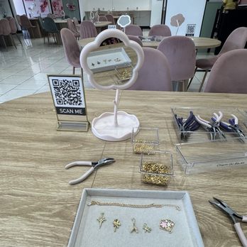 Pink & Sage - inside - Jewelry Near Me - Las Vegas, Nevada Pink & Sage - inside - Jewelry Near Me - Las Vegas, Nevada