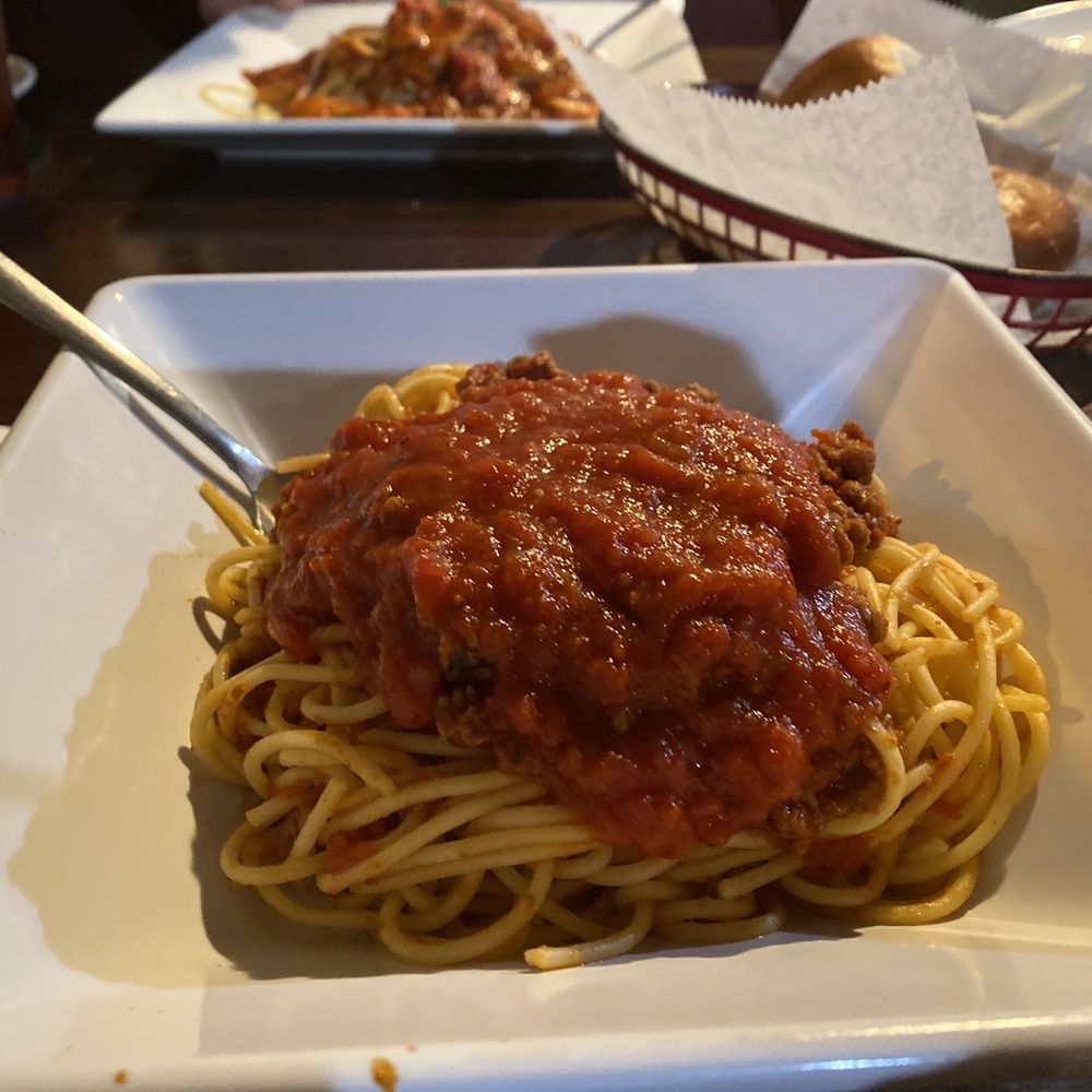 Joe's Italian Kitchen - Spaghetti w meat sauce - Pizza Near Me - Port Neches, Texas Joe's Italian Kitchen - Spaghetti w meat sauce - Pizza Near Me - Port Neches, Texas