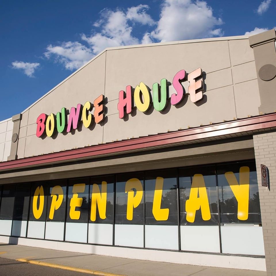 BOUNCE HOUSE 26 Reviews 39080 Van Dyke, Sterling Heights, MI Yelp