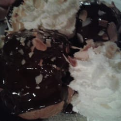Monstrueuses profiteroles