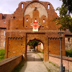 Alten Münze - Eingang zur Burg Stargard, home of the Hotel & Burggasthof Zur Alten Münze.