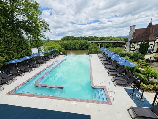 Bavarian Inn, Resort and Brewing Company by null