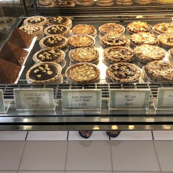Tiny Pyramid - Showcase with the Pyramid (on the left) - Cafes Near Me - Honolulu, Hawaii