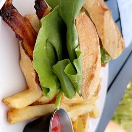 BLT Baguette