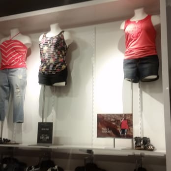 Torrid - Great outfits up for display! - Accessories Near Me - Roseville, California