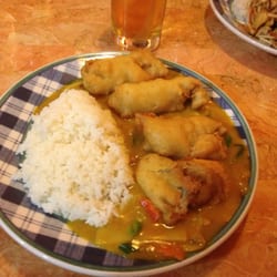 Bambusstäbchen - Nr. 26: Seelachs in Currysoße mit Reis, lecker.