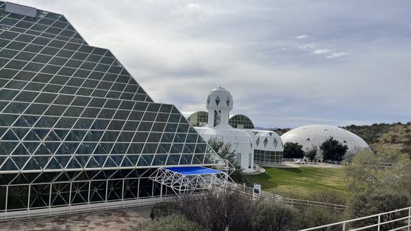 Biosphere 2 by null