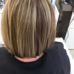 Dina's Salon - Beautiful highlights & haircut