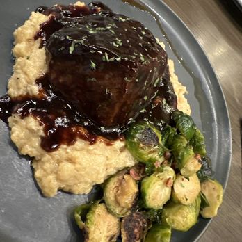 St. Amand Kitchen & Cocktails - Short ribs - Cocktail Bars Near Me - Chandler, Arizona St. Amand Kitchen & Cocktails - Short ribs - Cocktail Bars Near Me - Chandler, Arizona